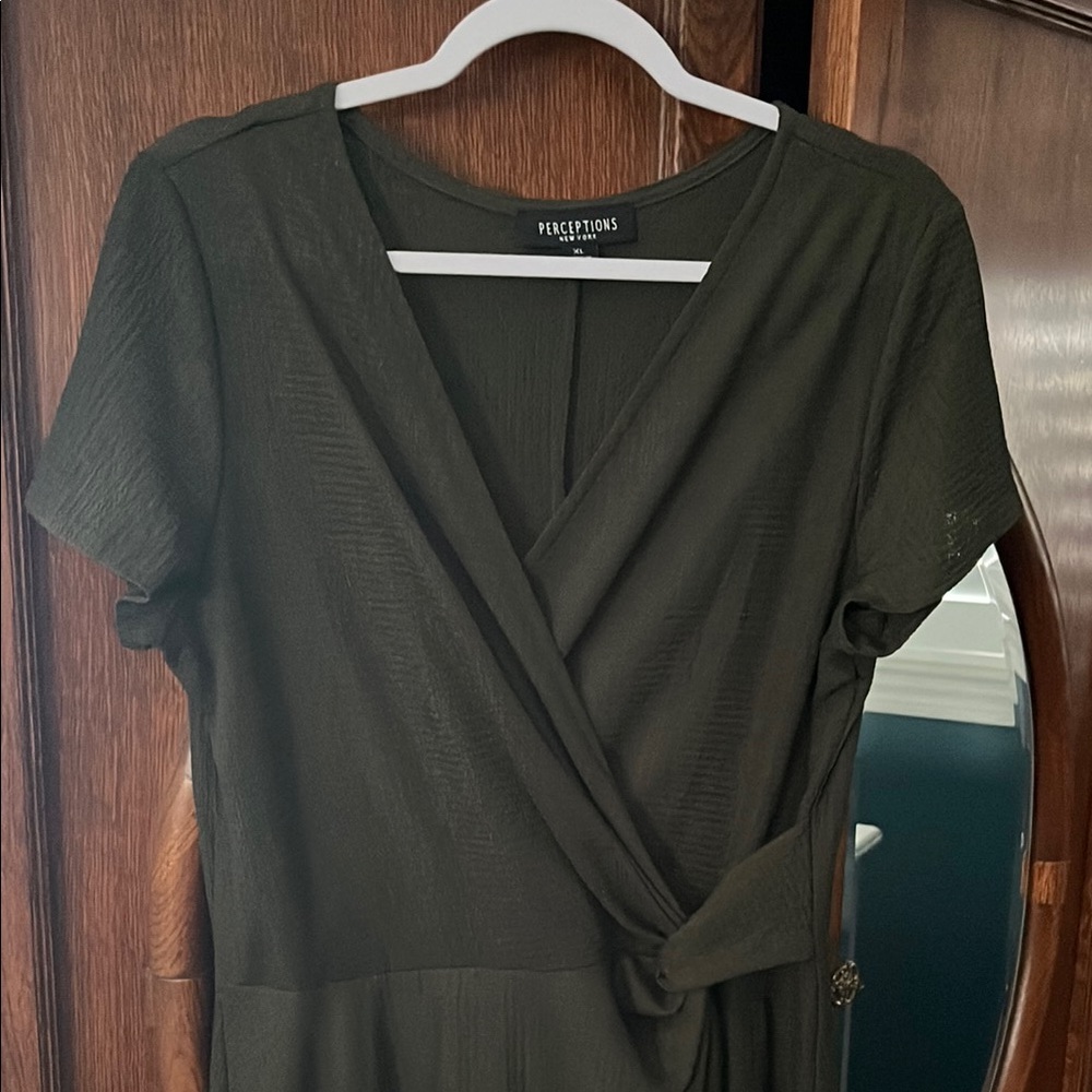 Perceptions Green Sheath Wrap Dress V-Neck Short Sleeve